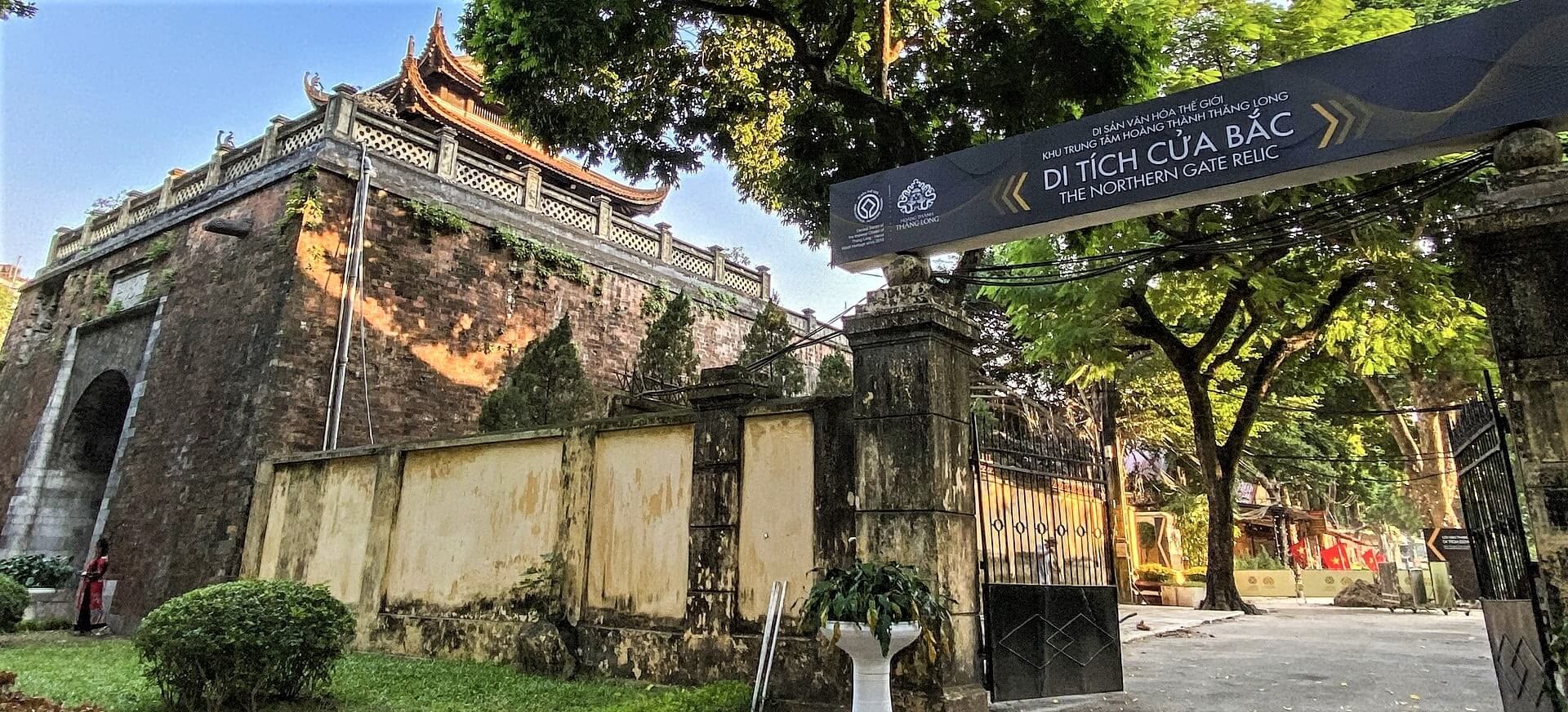 Di tích Cửa Bắc là điểm đến không thể bỏ qua khi ghé thăm Hà Nội 